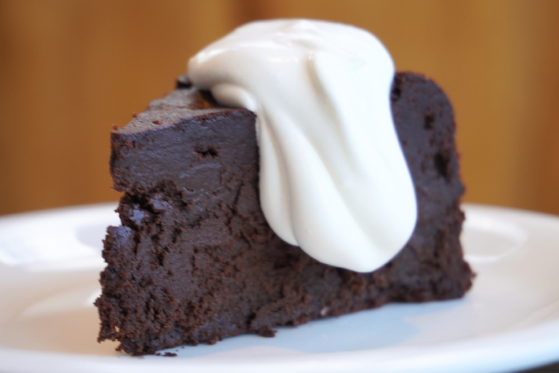 チョコレートケーキ